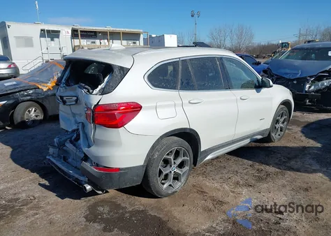 2016 BMW X1 xDrive28I z USA, uszkodzony, nr VIN WBXHT3C31GP881619
